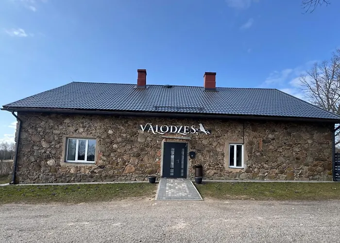 Viesu Maja Valodzes