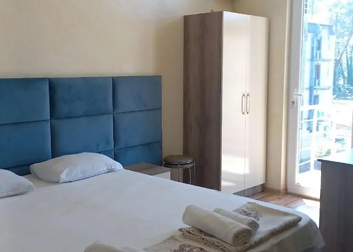 Sea House Hotel