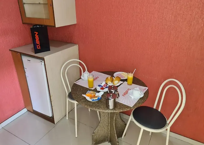Nob's Hotel - São João de Meriti