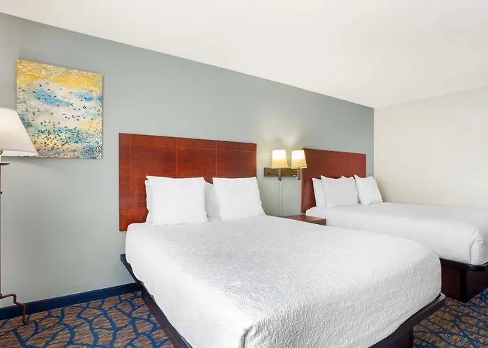 Best Western Plus Villa Del Lago Inn Patterson