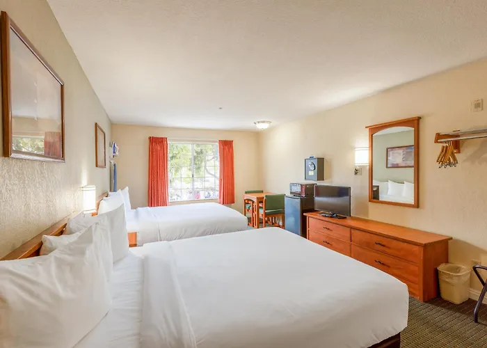 Hotel Avenida, San Clemente Beach