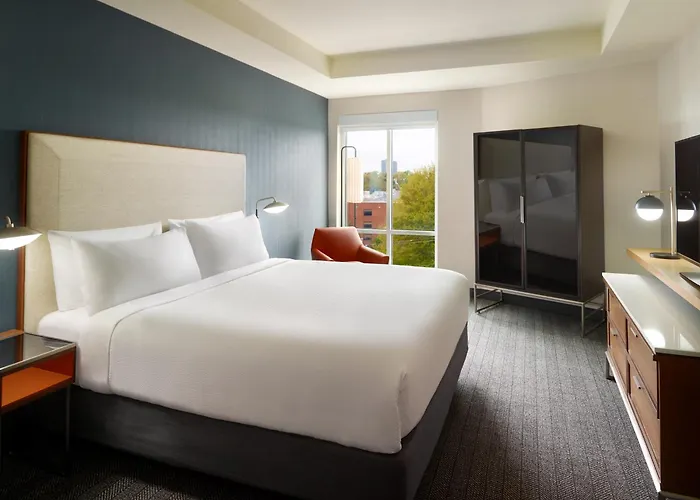 Courtyard By Marriott Atlanta Dunwoody