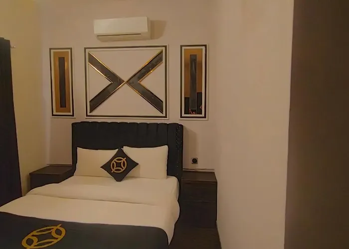 Hotel Oasis