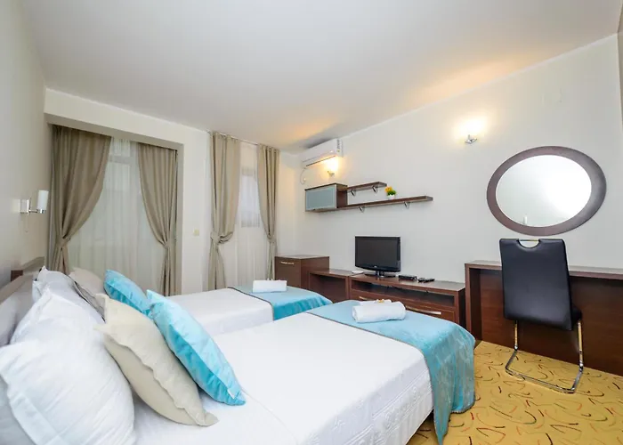 Hotel Odissey Jaz