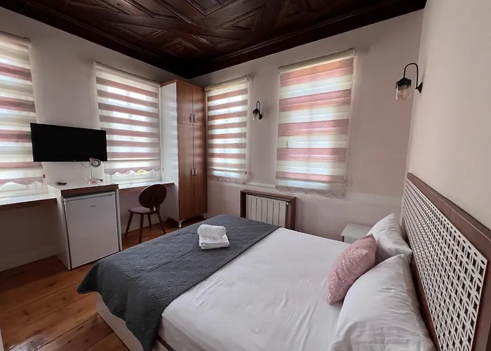 Demiroez Konak Otel
