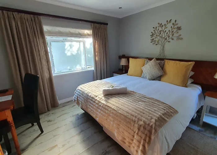 Wild Olive Guest House & Villa