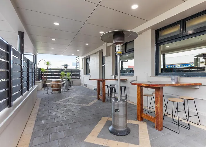 The Commercial Hotel