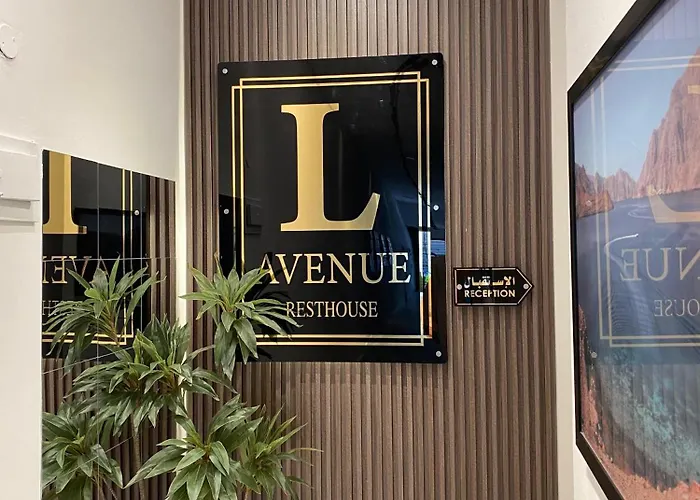 Lavenue Hotel
