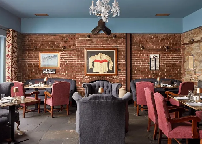 Dooley'S Hotel