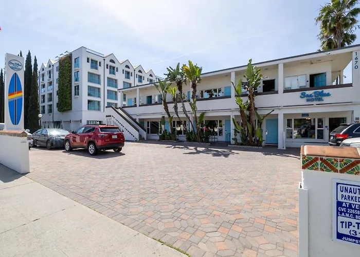 Sea Blue Hotel