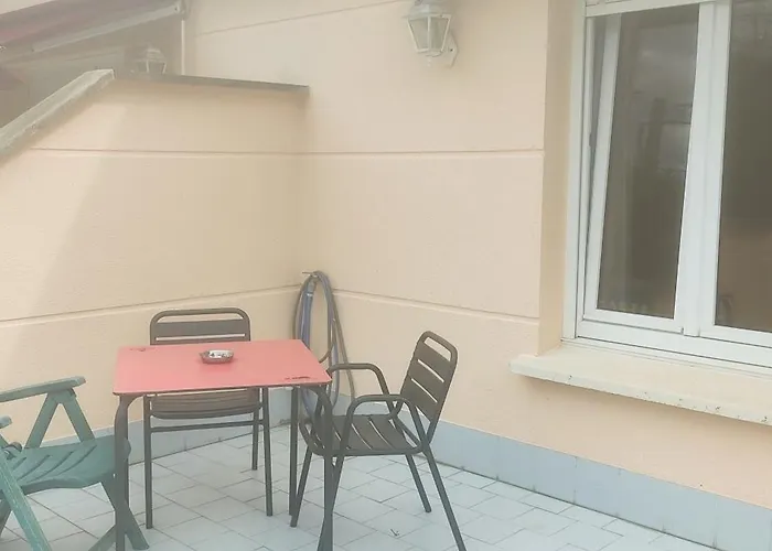 Habitacion Triple Con Banera Y Terraza Hotel Suite Miono
