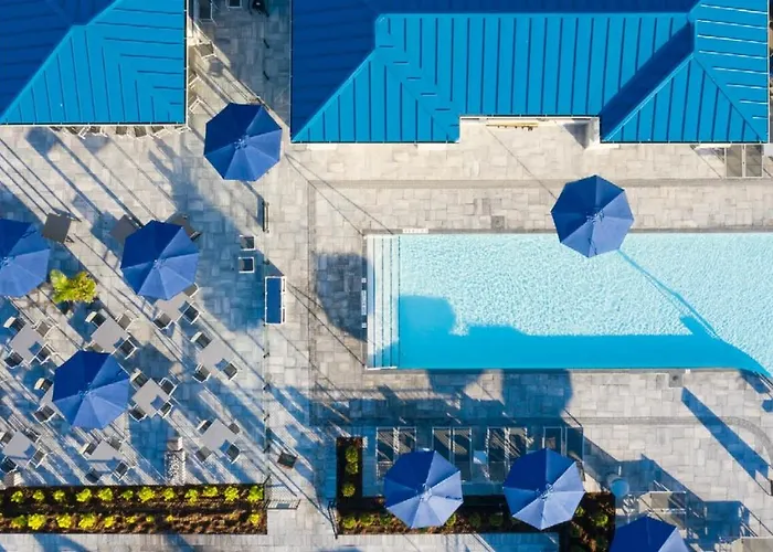 Flats At Friday Harbour Resort