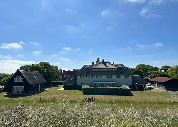 Villa Nieuwland B&B