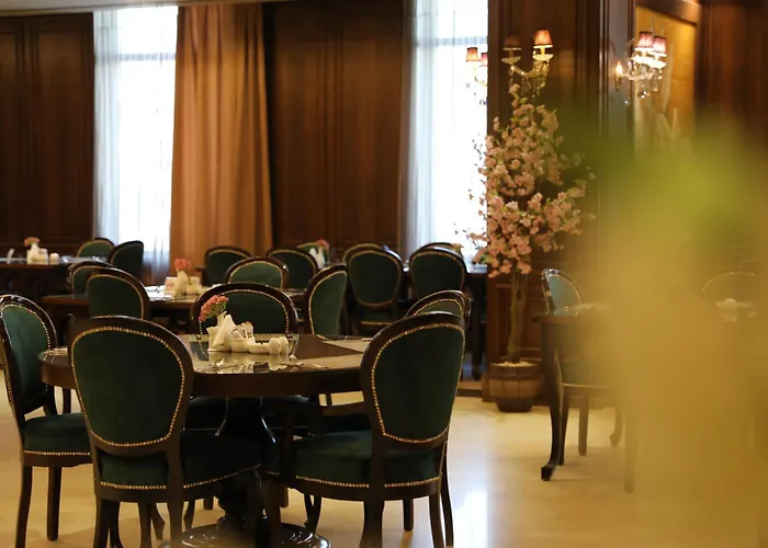La Roche Hotel