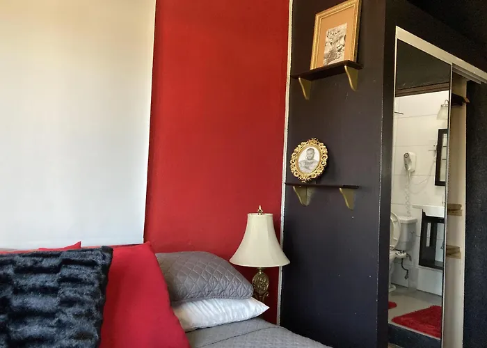 Lgbt Private Room In San Juan Guest House With Pool And Jacuzzi