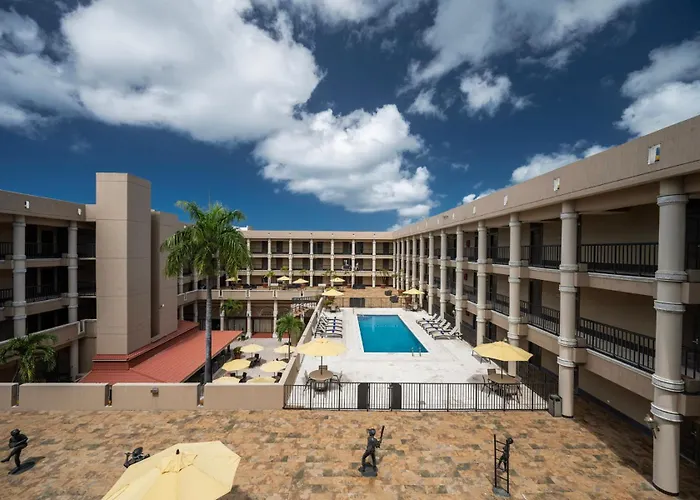 Windward Passage Hotel