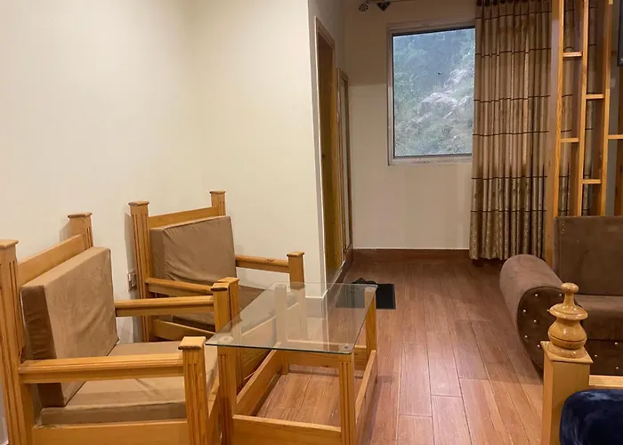 Rock & Green Hotel, Mahandri