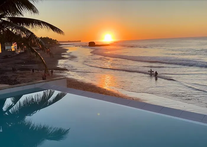 Laola Surf Camp El Sunzal