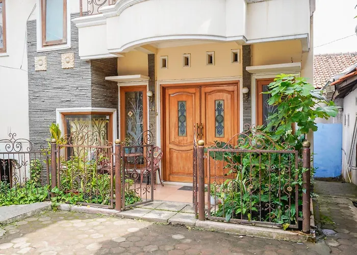 Oyo 94118 Homestayque Syariah