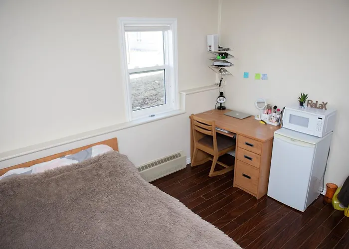 University Of New Brunswick Summer Hotel