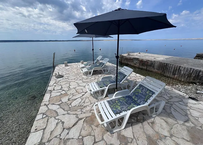 Apartments & Rooms Neno