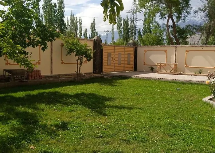 Skardu Baithak