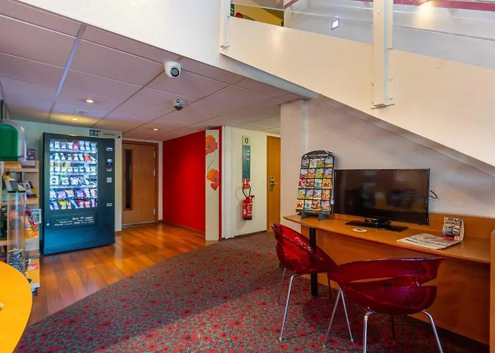B&B Hotel Blois Nord Vallee Maillard