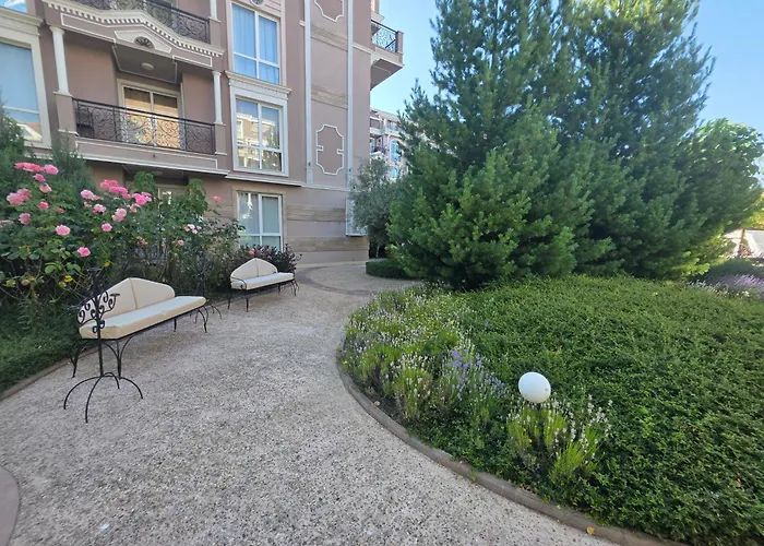 Marino Mar Spa Boutique Apartments, Sauna & Wifi Inclusive