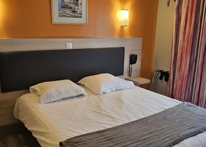 Motel 25
