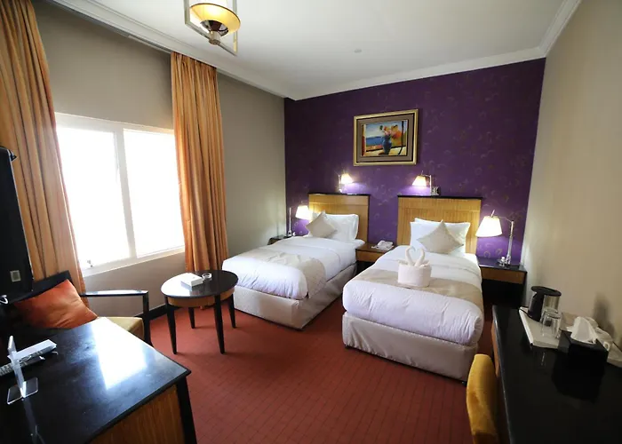 Creek Hotel