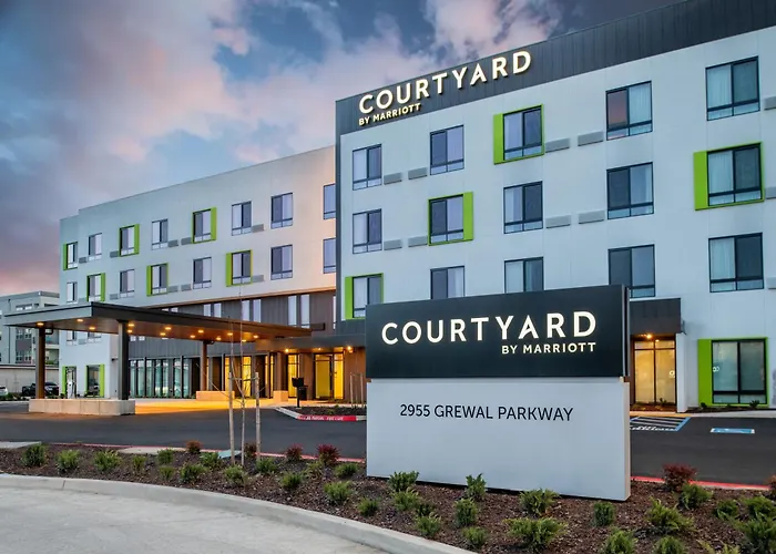 Courtyard By Marriott Modesto North