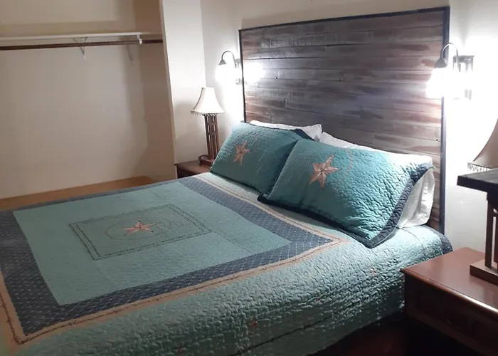 Stagecoach Suites