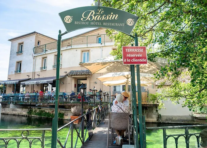 Le Bassin Hotel Restaurant