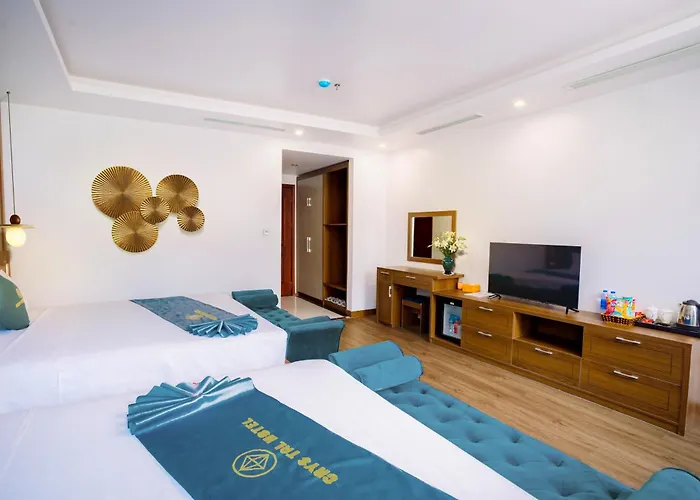 Crystal Holiday Ha Long Hotel