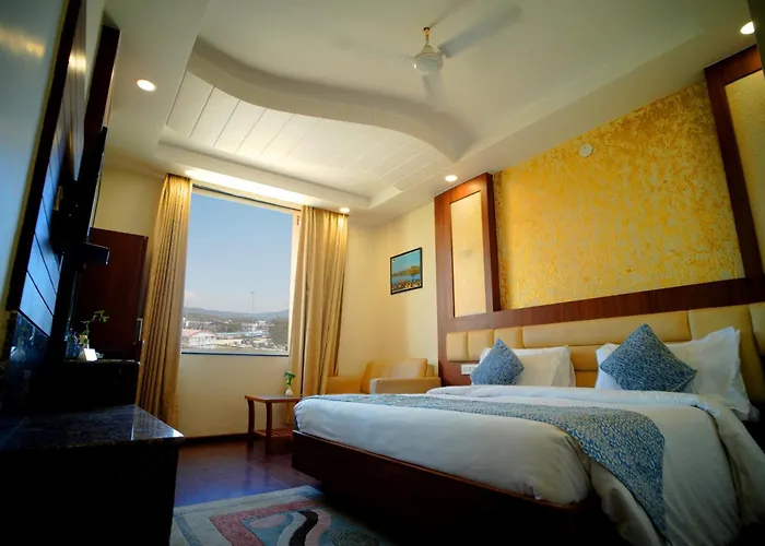 Hotel Kalka Royal