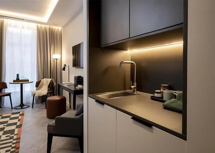 The Wellington Glasgow By Adina