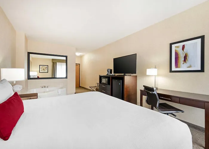 Best Western Plus Howe Inn