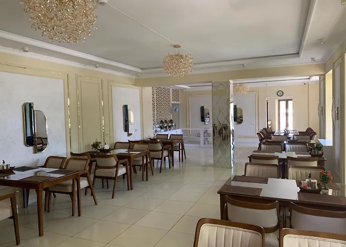 Hotel Crystal Palace