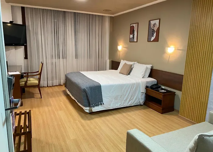 Fast10 City Hotel - Parque Harmonia, Estádio Beira Rio, Cais Embarcadero