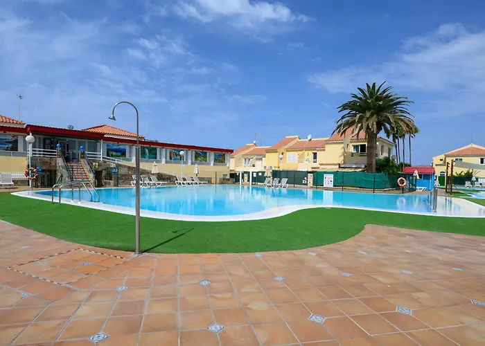 Bungalow With Terrace Bbq Private Parking Pool