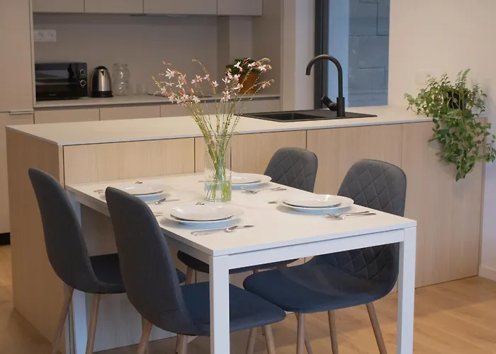 Gardinn Apartments - Hotel Service And Free Parking