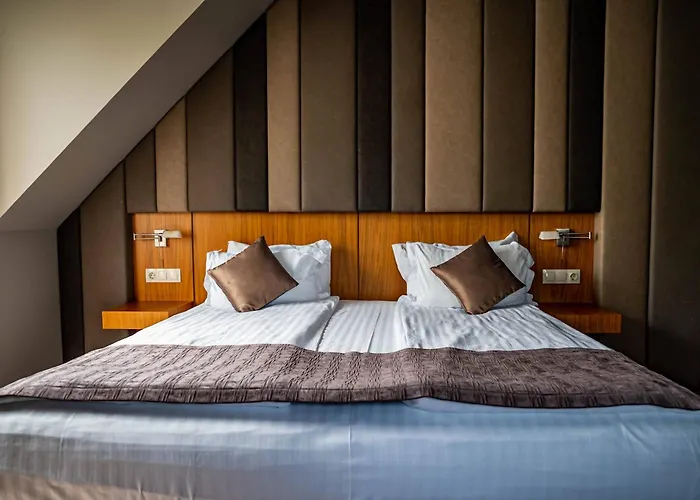 All Seasons Residence Design Hotel - Free Parking