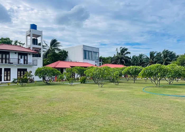 Nn Beach Resort Nilaveli