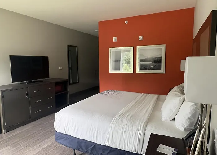 La Quinta By Wyndham Opelika Auburn