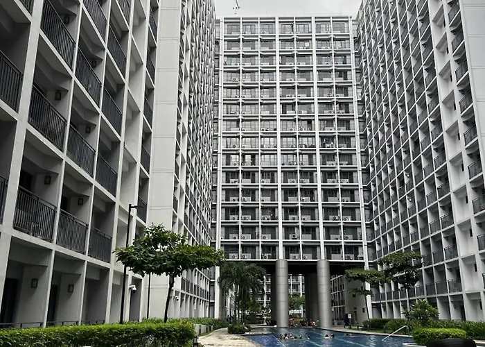 Staycation Near Moa, Smx Convention, Dfa & Naia,