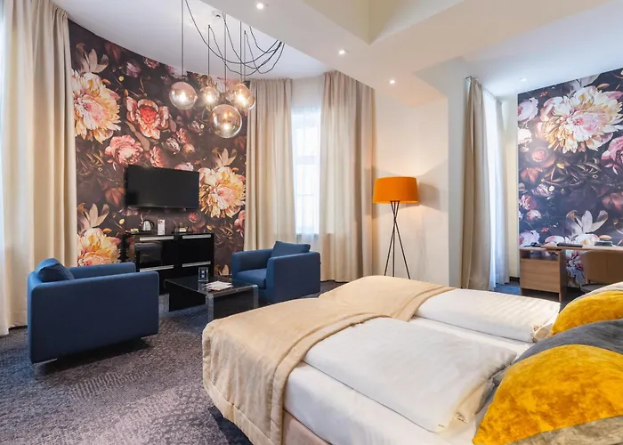 Hilight Suites Hotel