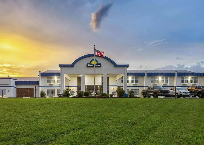 Days Inn By Wyndham Madisonville