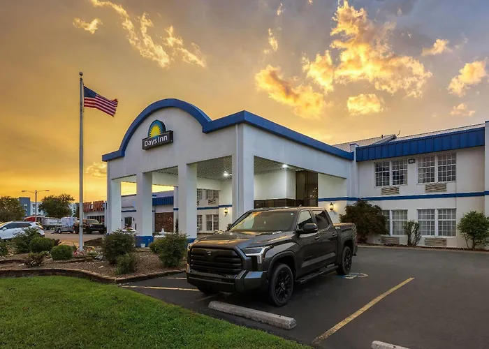 Days Inn By Wyndham Madisonville