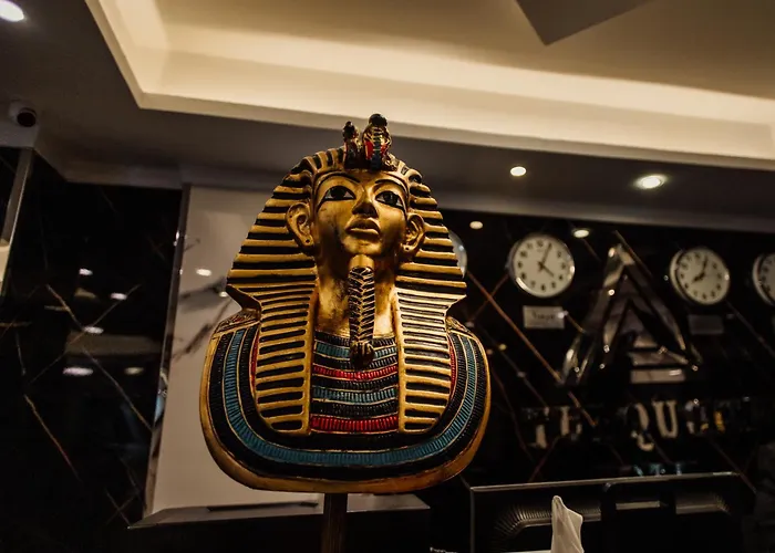 Turquoise Pyramids & Grand Egyptian Museum View Hotel