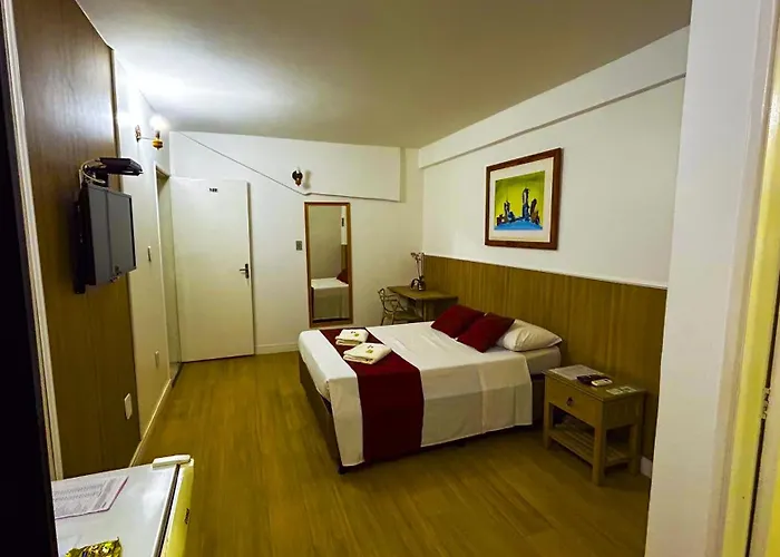 Max Hotel